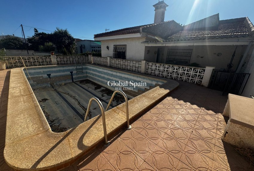 Resale - VILLA -
CARTAGENA - Costa Calida