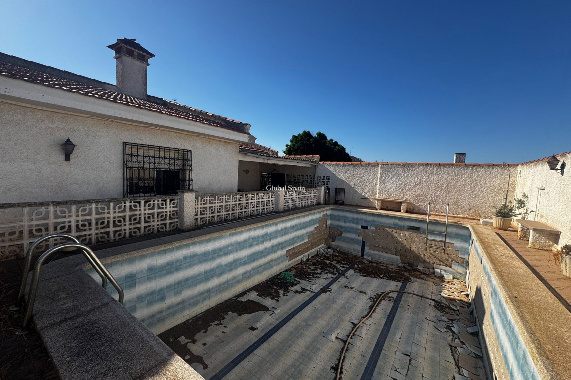 Resale - VILLA -
CARTAGENA - Costa Calida