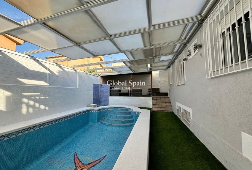 Resale - VILLA -
CARTAGENA - Costa Calida