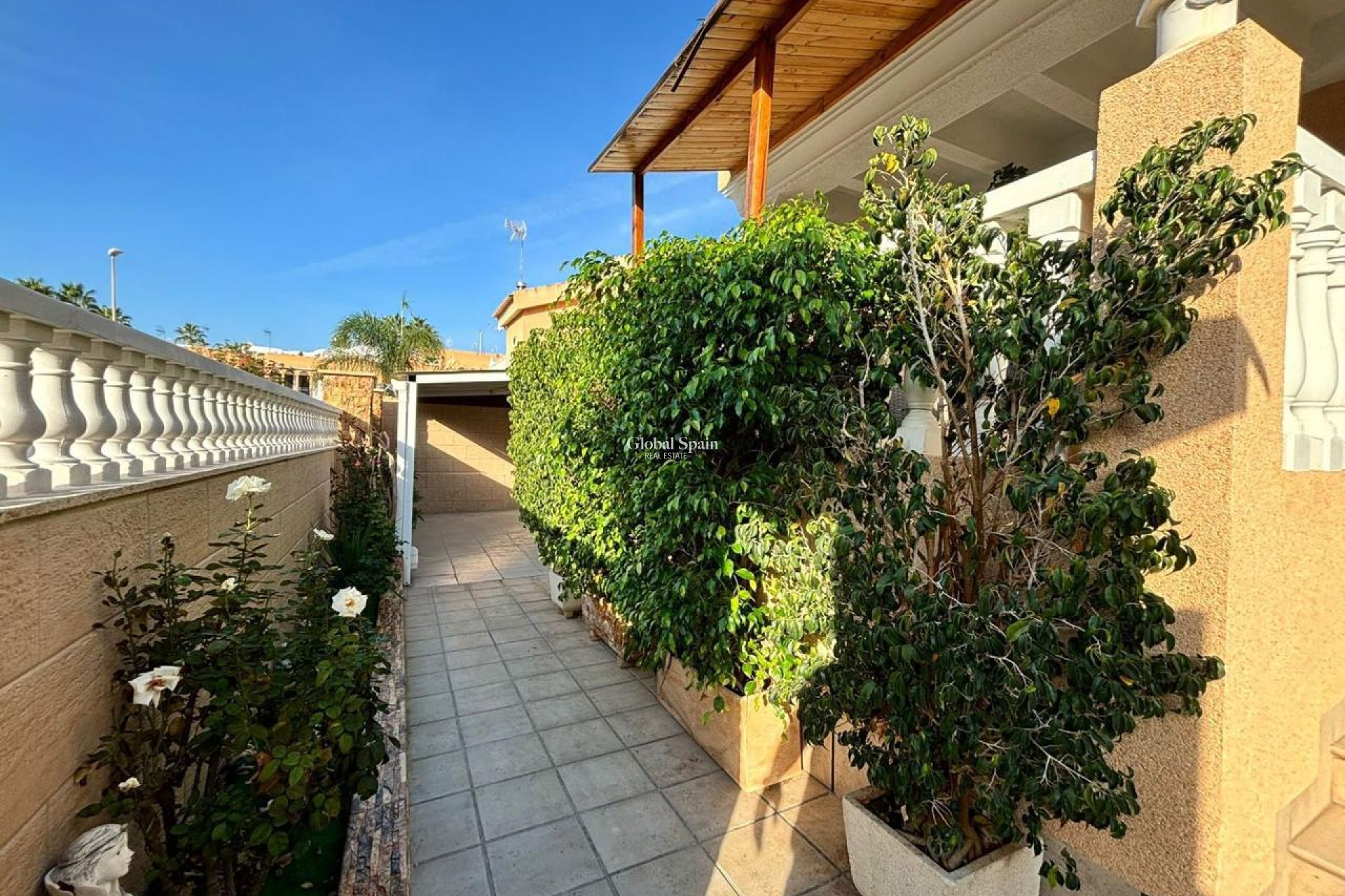 Resale - VILLA -
CARTAGENA - Costa Calida