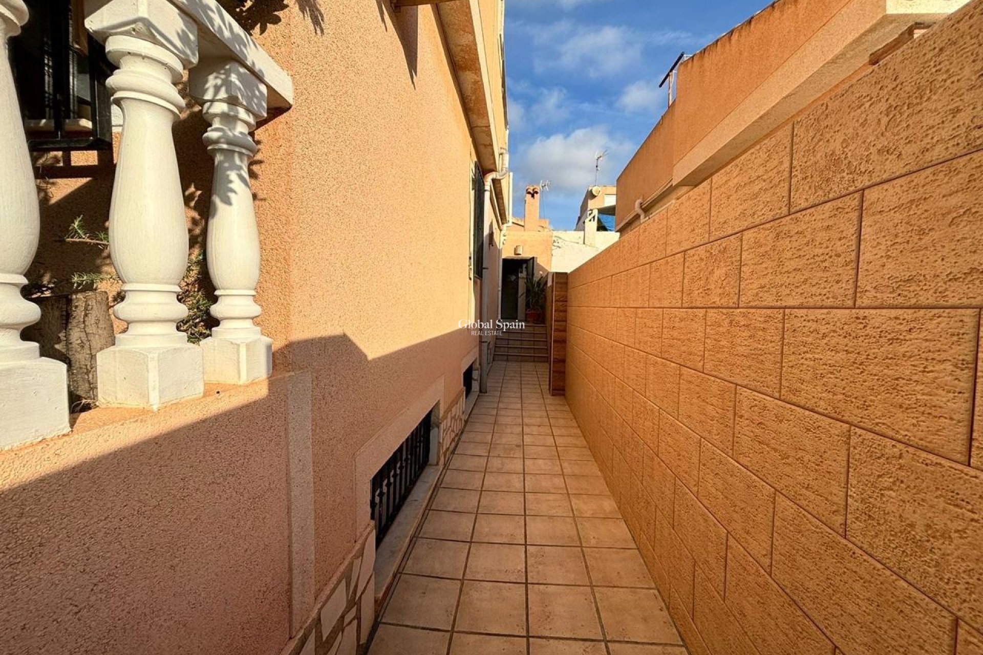 Resale - VILLA -
CARTAGENA - Costa Calida