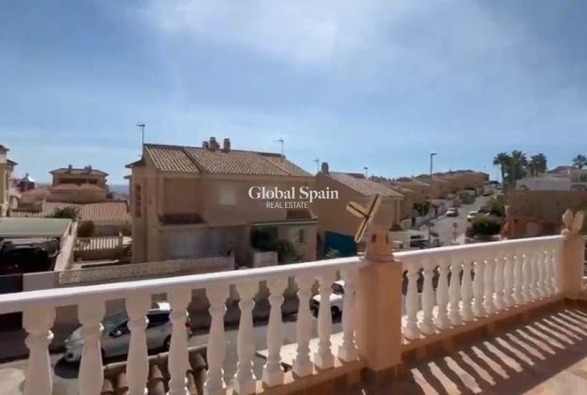 Resale - VILLA -
CARTAGENA - Costa Calida