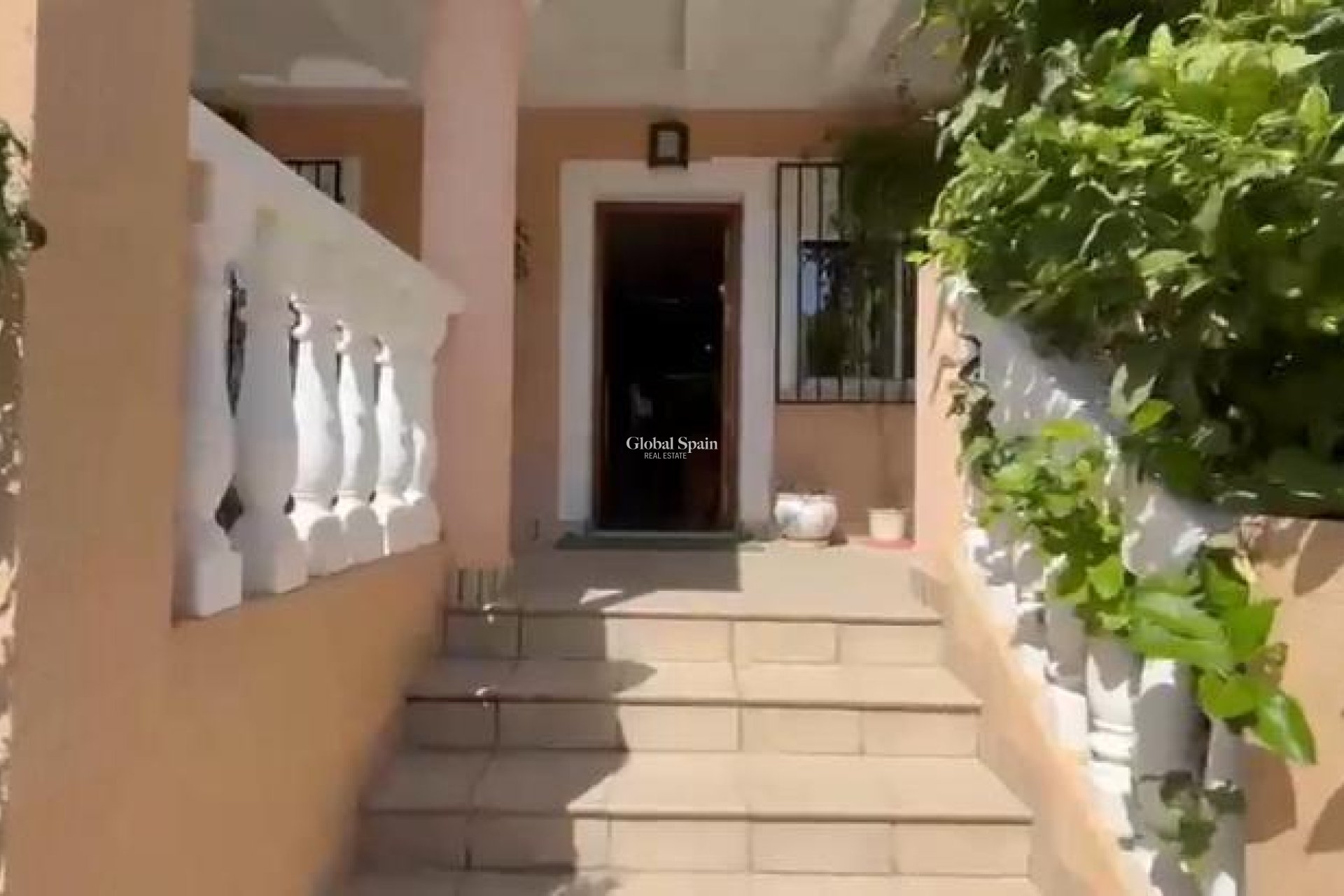 Resale - VILLA -
CARTAGENA - Costa Calida