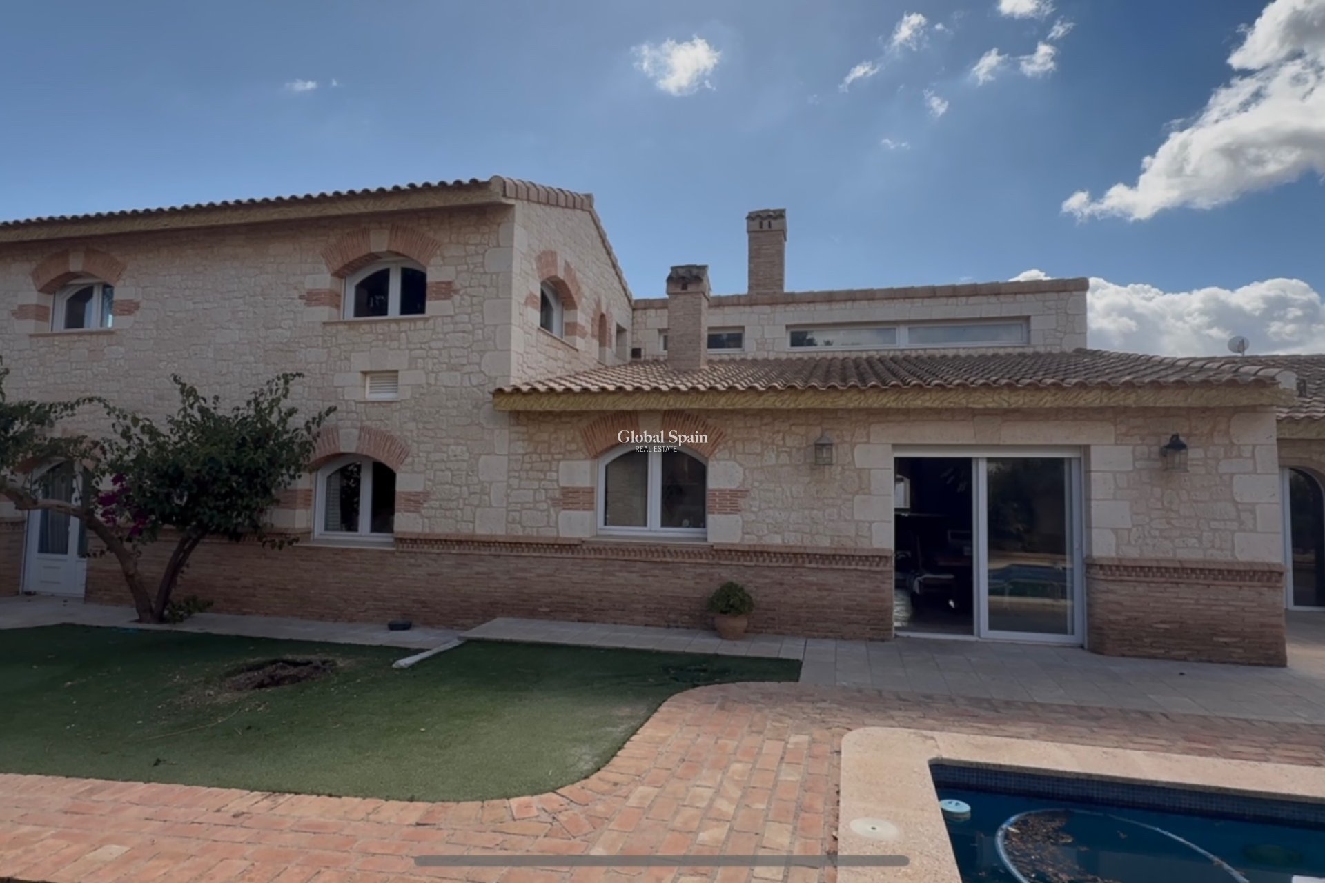 Resale - VILLA -
CARTAGENA - Costa Calida
