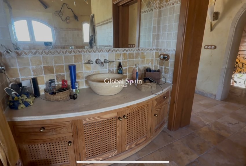 Resale - VILLA -
CARTAGENA - Costa Calida