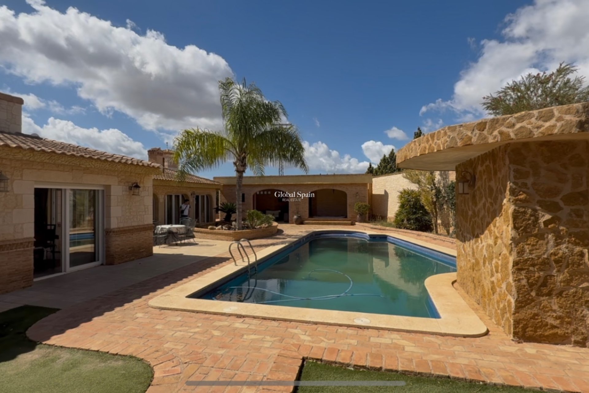 Resale - VILLA -
CARTAGENA - Costa Calida