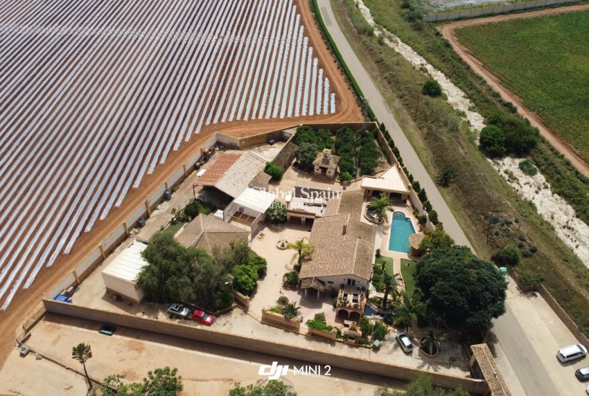 Resale - VILLA -
CARTAGENA - Costa Calida