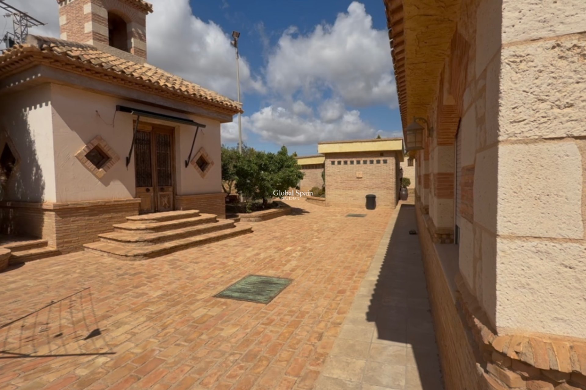 Resale - VILLA -
CARTAGENA - Costa Calida