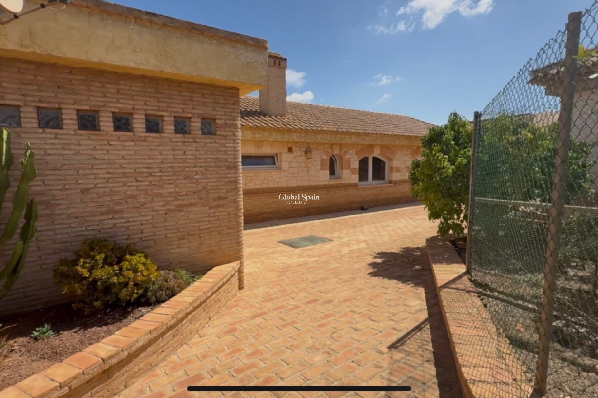 Resale - VILLA -
CARTAGENA - Costa Calida