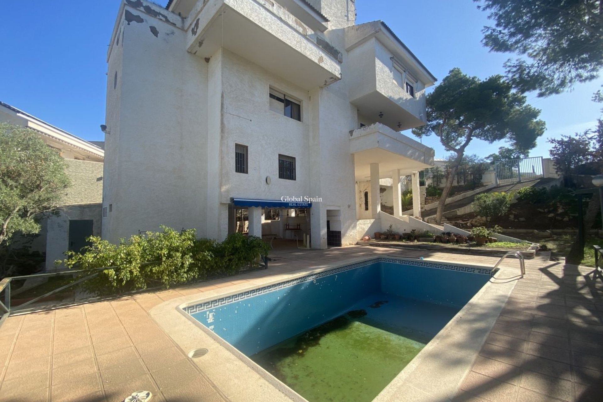 Resale - VILLA -
CARTAGENA - Isla Plana