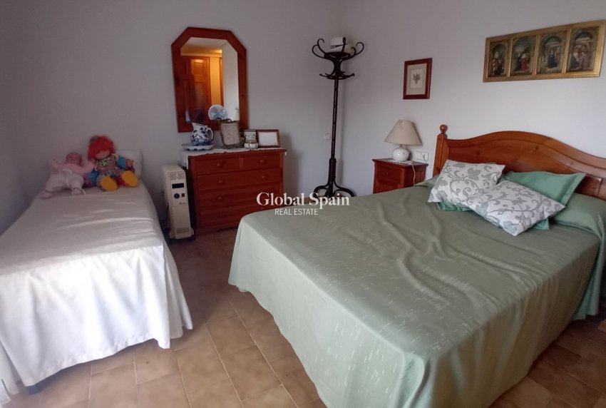 Resale - VILLA -
CARTAGENA - Isla Plana