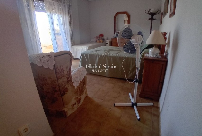 Resale - VILLA -
CARTAGENA - Isla Plana