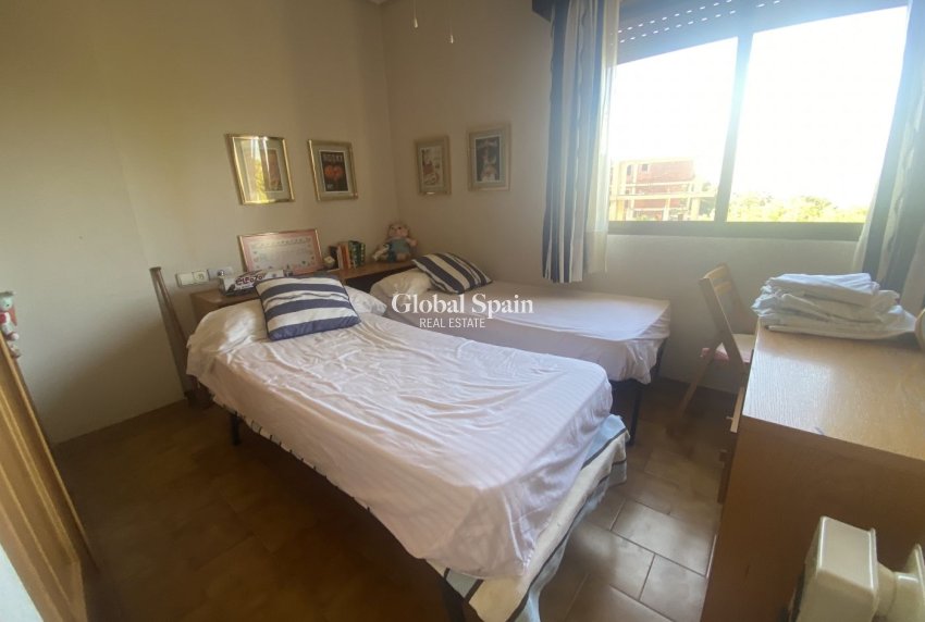 Resale - VILLA -
CARTAGENA - Isla Plana
