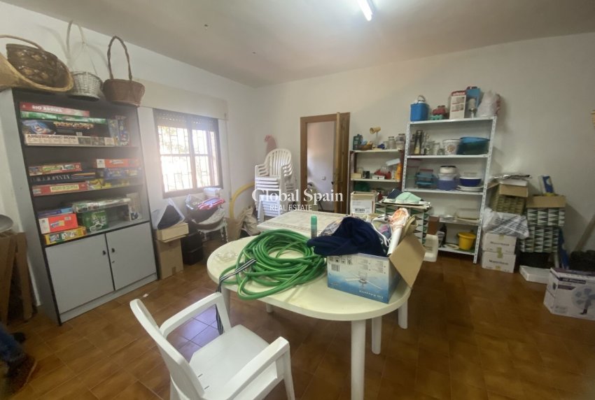 Resale - VILLA -
CARTAGENA - Isla Plana