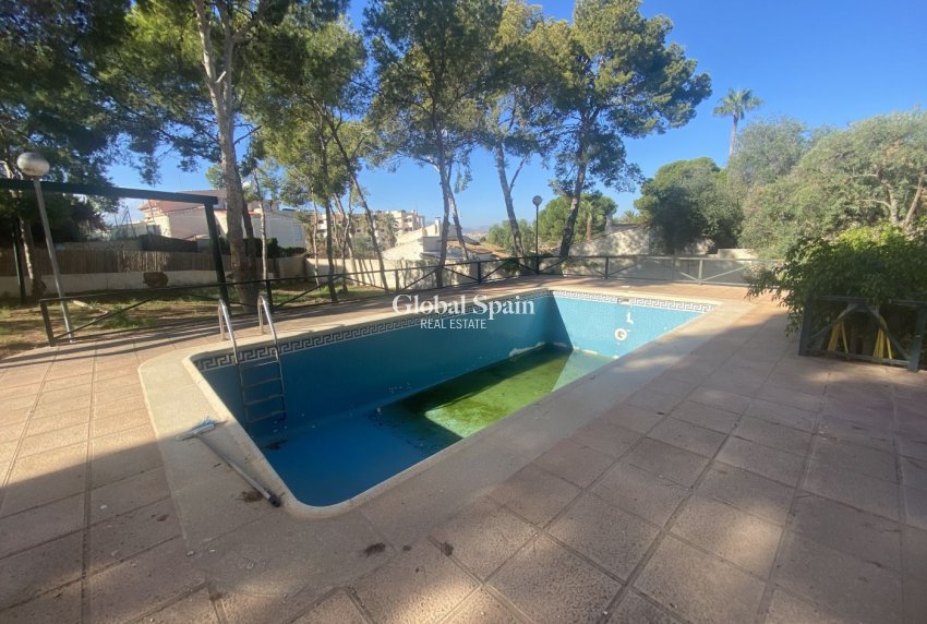 Resale - VILLA -
CARTAGENA - Isla Plana