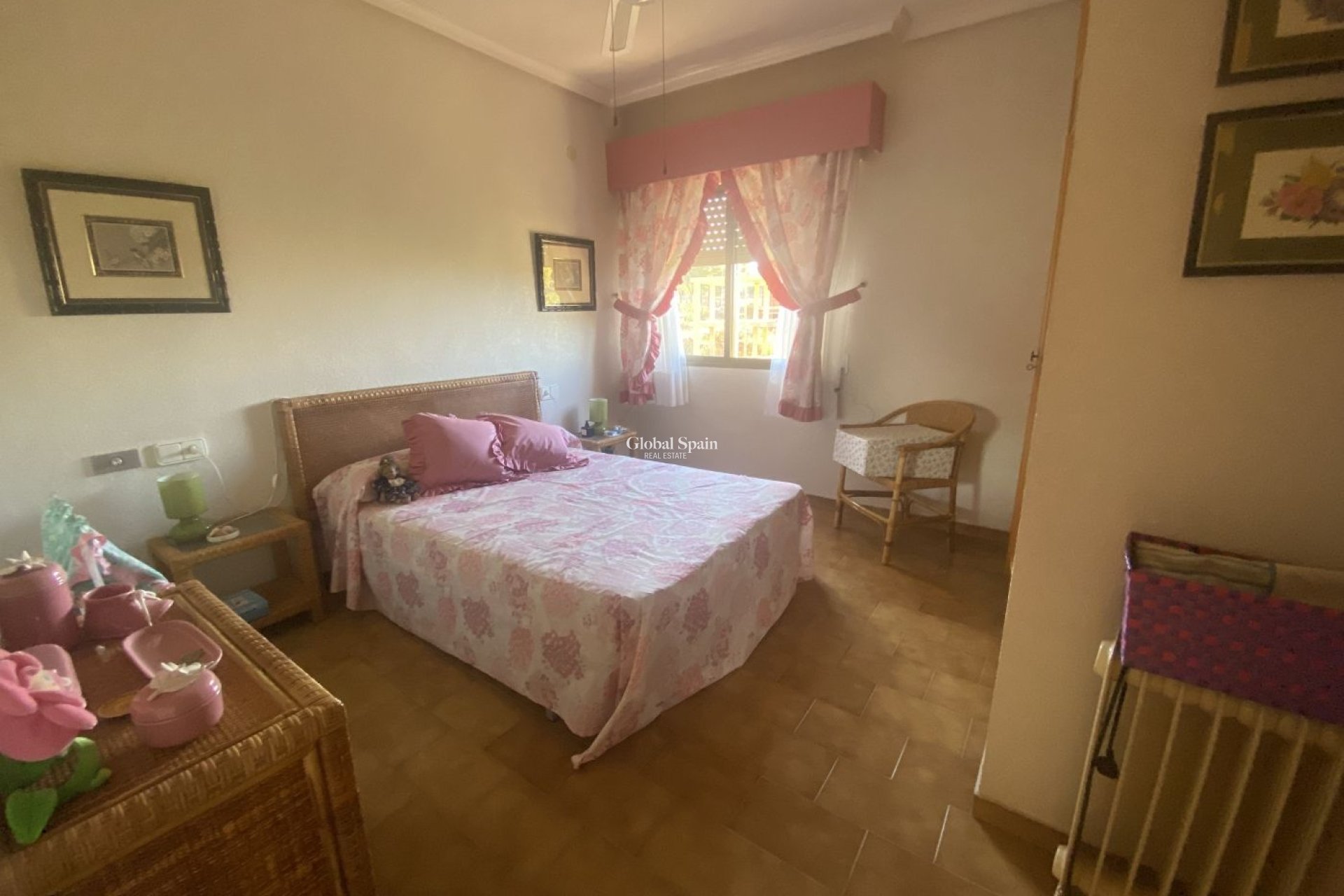 Resale - VILLA -
CARTAGENA - Isla Plana