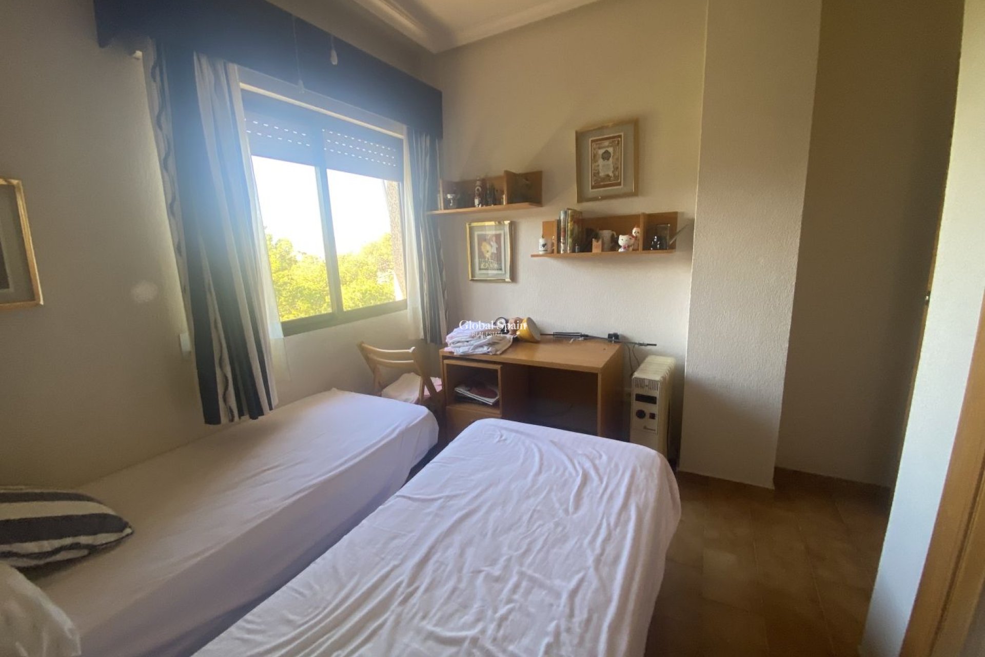 Resale - VILLA -
CARTAGENA - Isla Plana