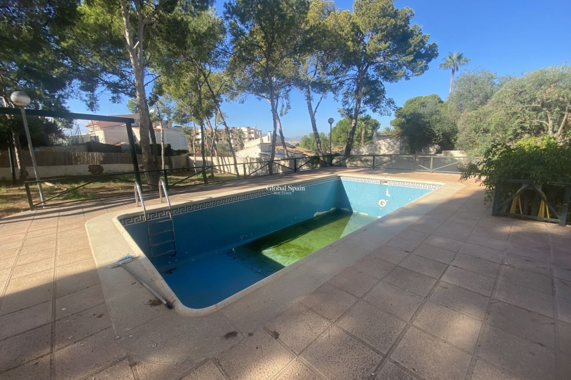 Resale - VILLA -
CARTAGENA - Isla Plana