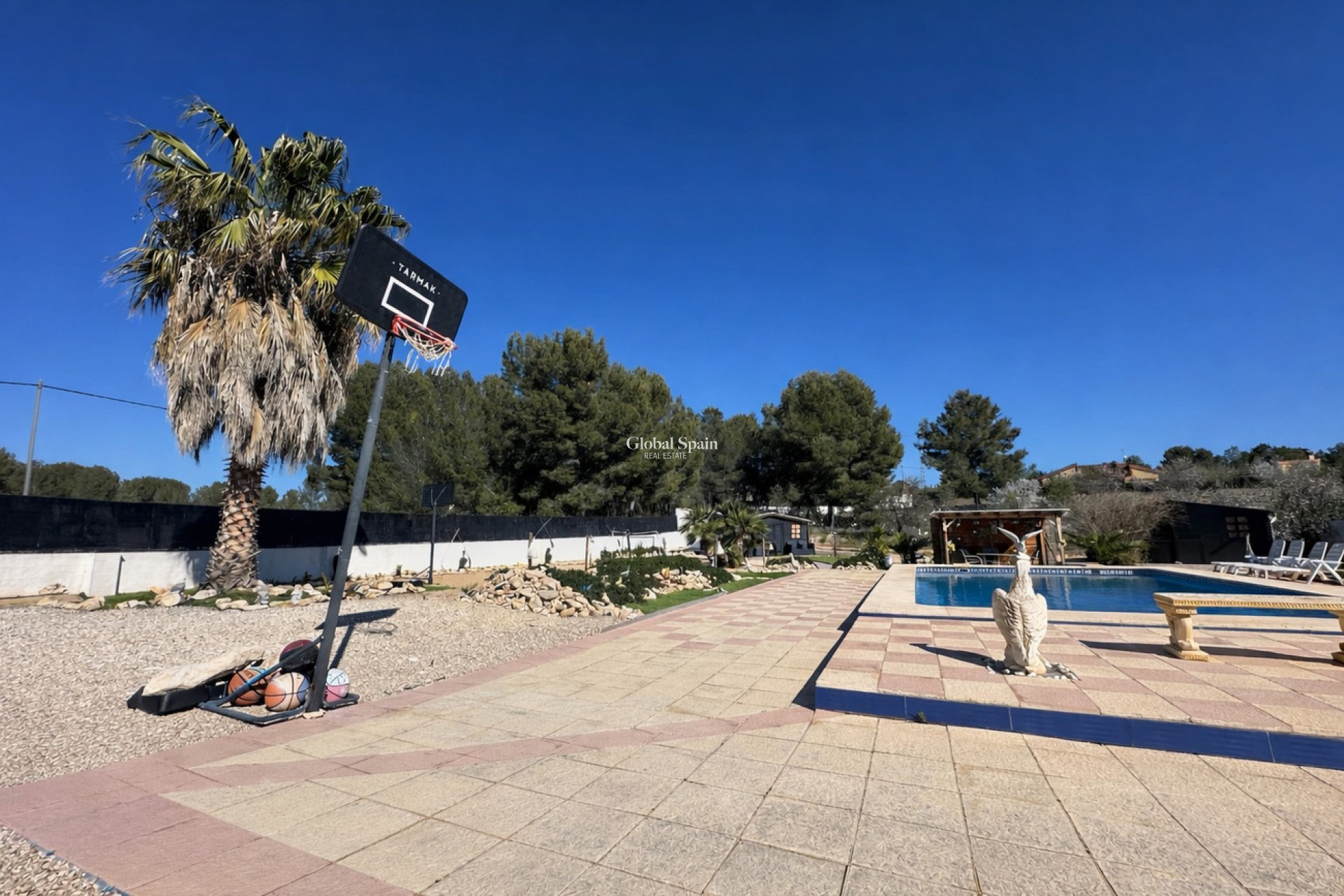 Resale - VILLA -
CASTALLA - Costa Blanca