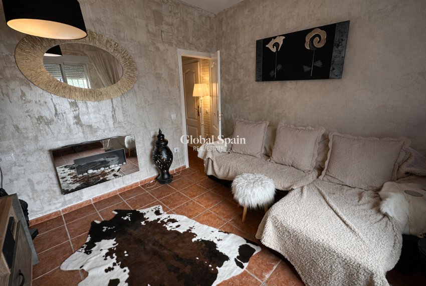 Resale - VILLA -
CASTALLA - Costa Blanca