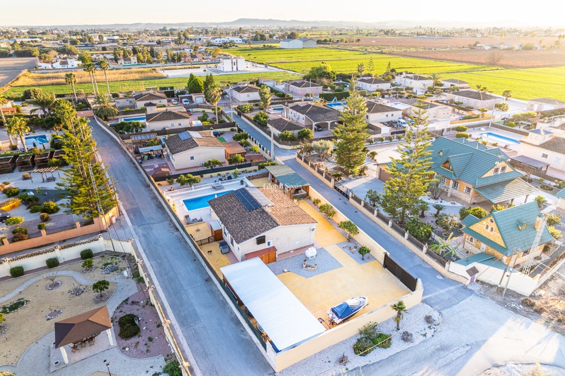 Resale - VILLA -
CATRAL - Catral