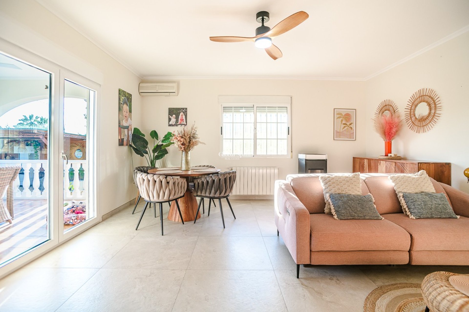 Resale - VILLA -
CATRAL - Catral