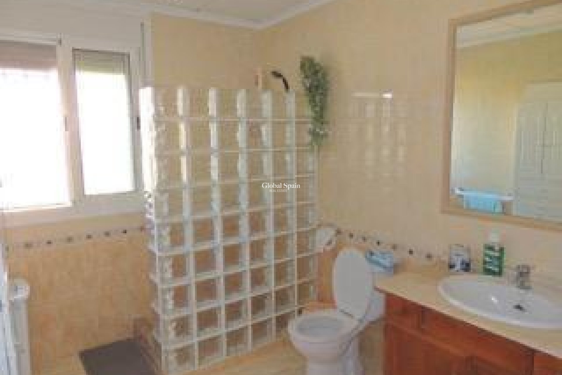 Resale - VILLA -
CATRAL - Catral