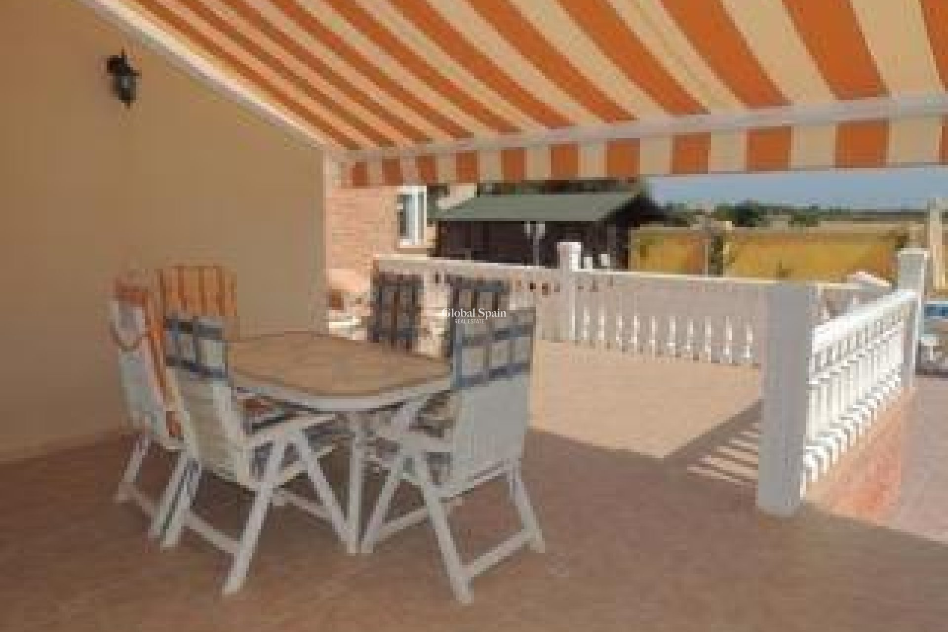 Resale - VILLA -
CATRAL - Catral