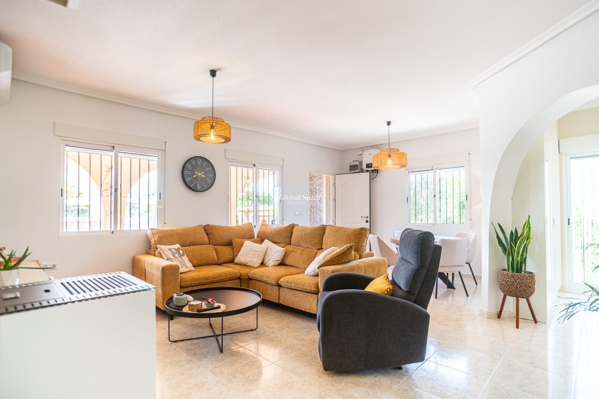 Resale - VILLA -
CATRAL - Catral