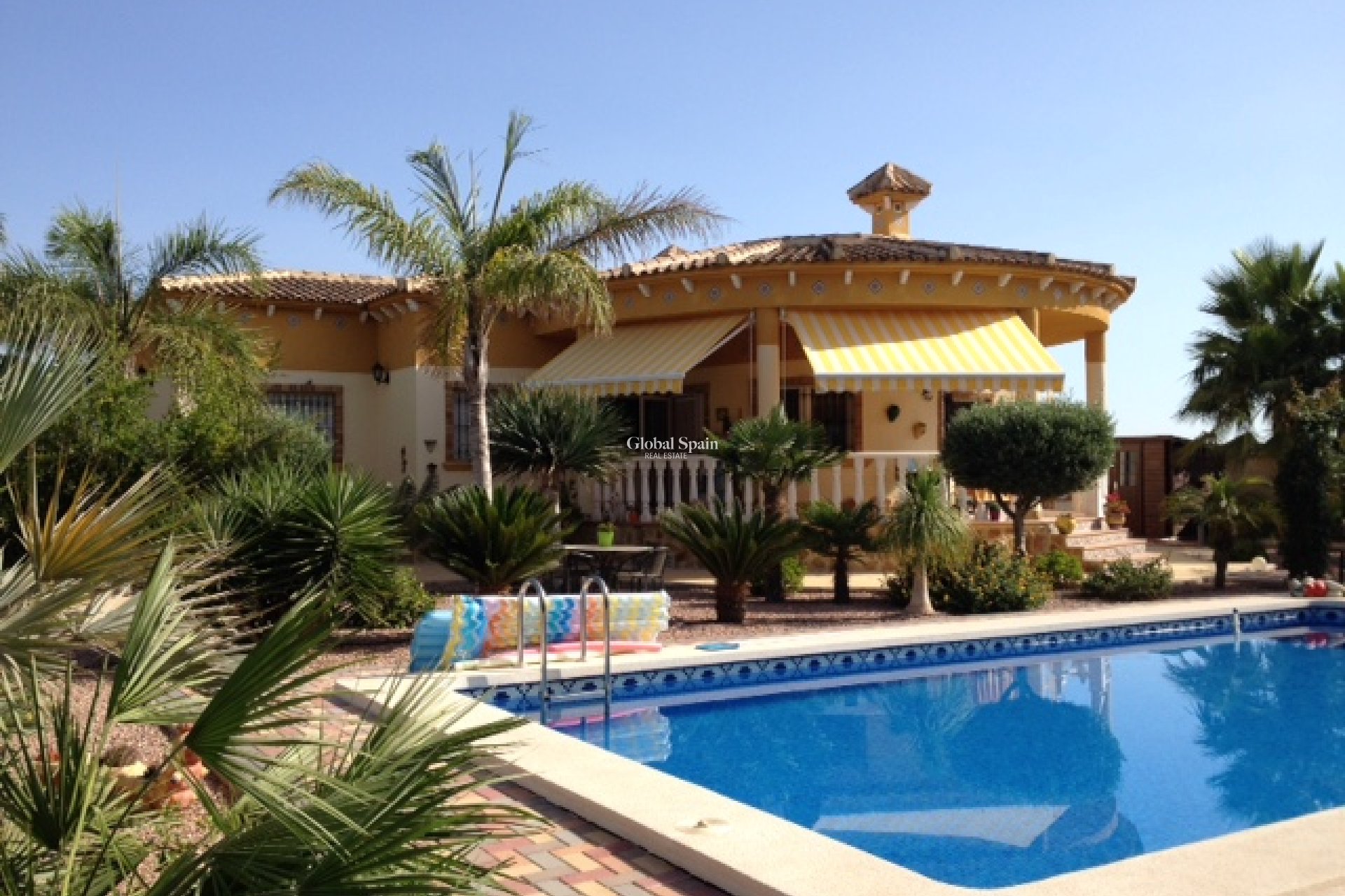 Resale - VILLA -
CATRAL - Catral