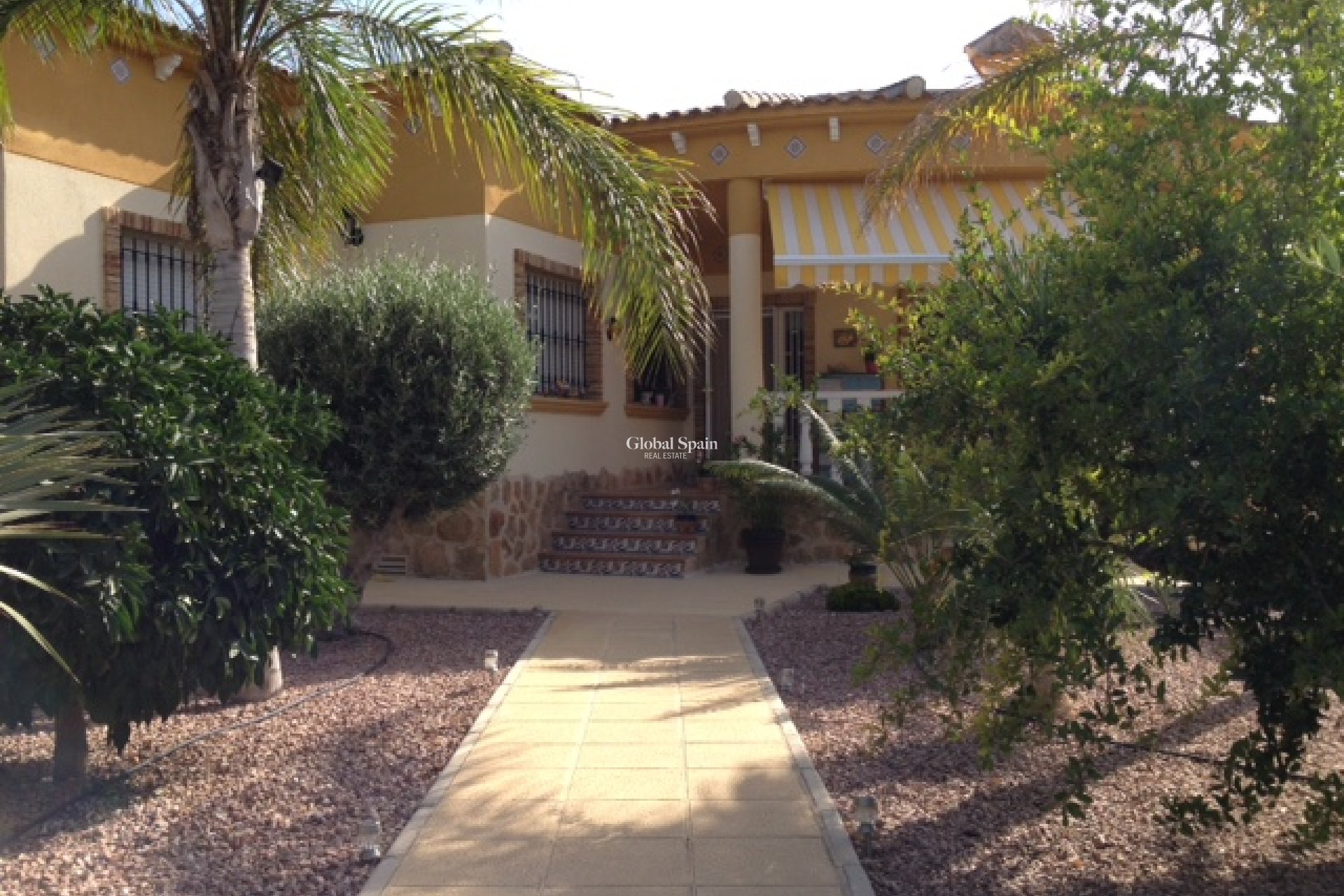 Resale - VILLA -
CATRAL - Catral