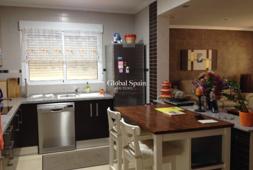 Resale - VILLA -
CATRAL - Catral