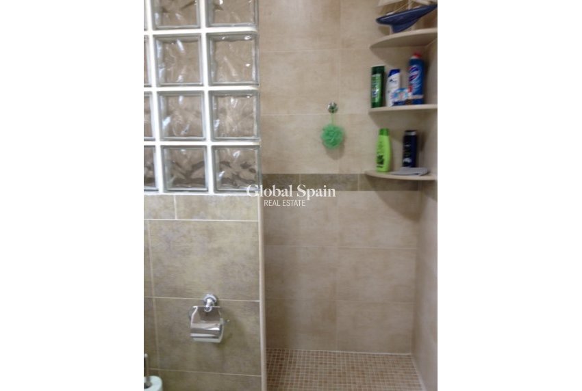 Resale - VILLA -
CATRAL - Catral