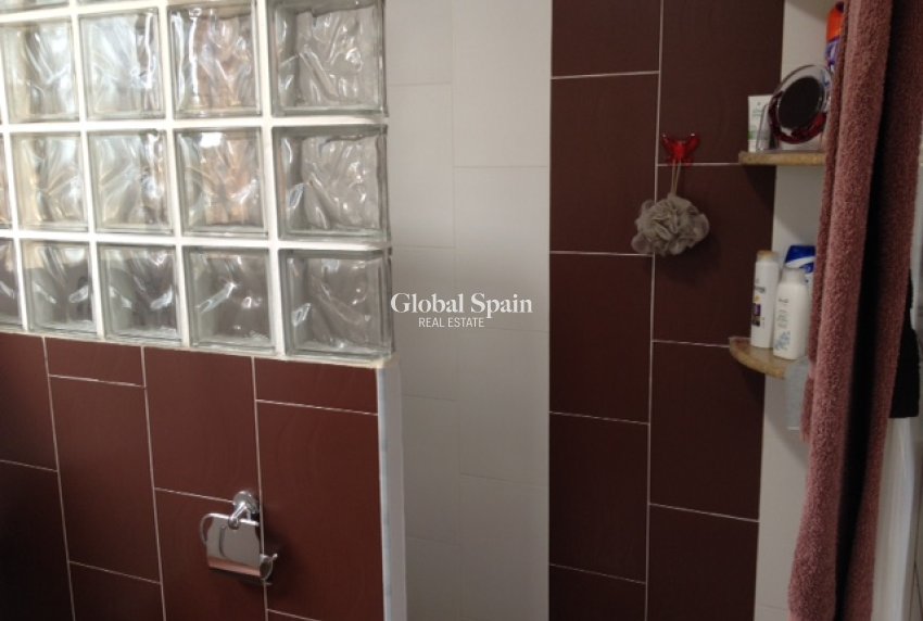 Resale - VILLA -
CATRAL - Catral