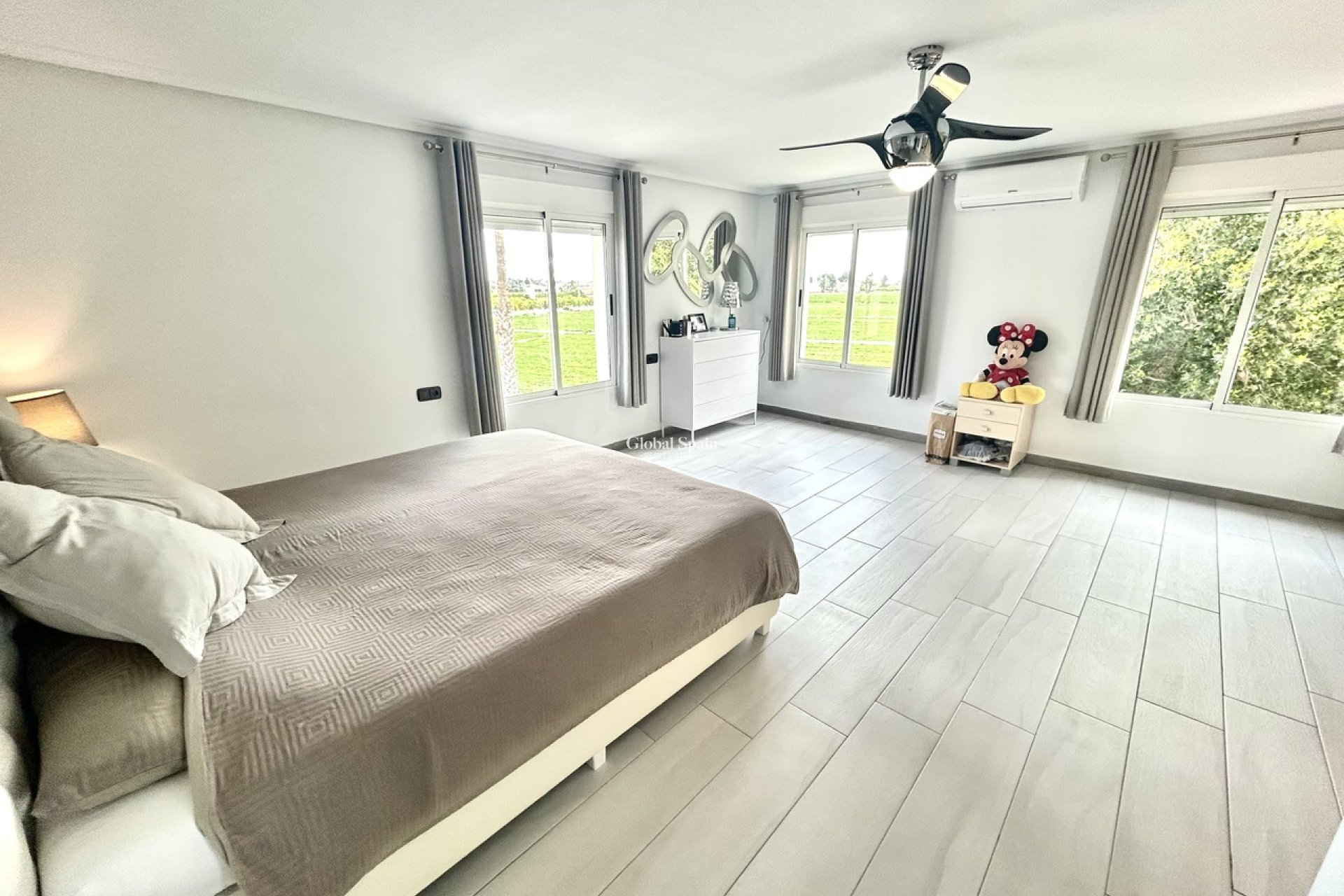 Resale - VILLA -
CATRAL - Costa Blanca