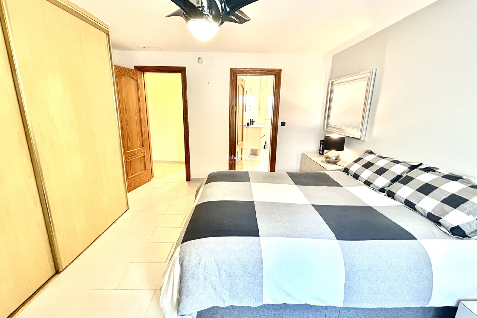 Resale - VILLA -
CATRAL - Costa Blanca