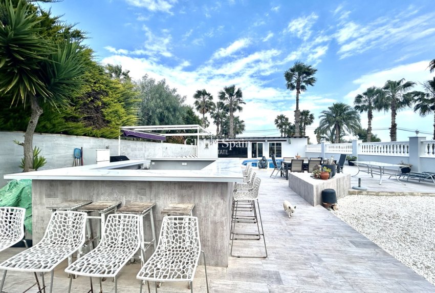 Resale - VILLA -
CATRAL - Costa Blanca
