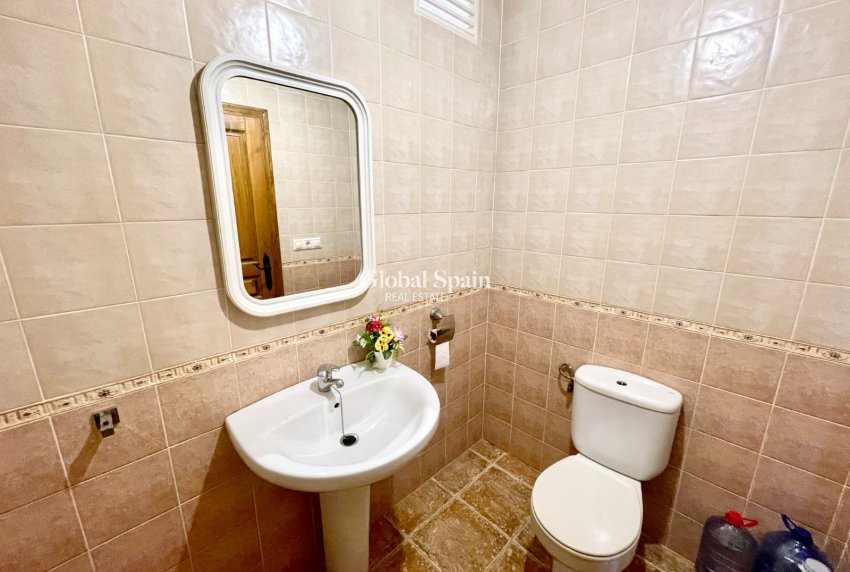 Resale - VILLA -
CATRAL - Costa Blanca