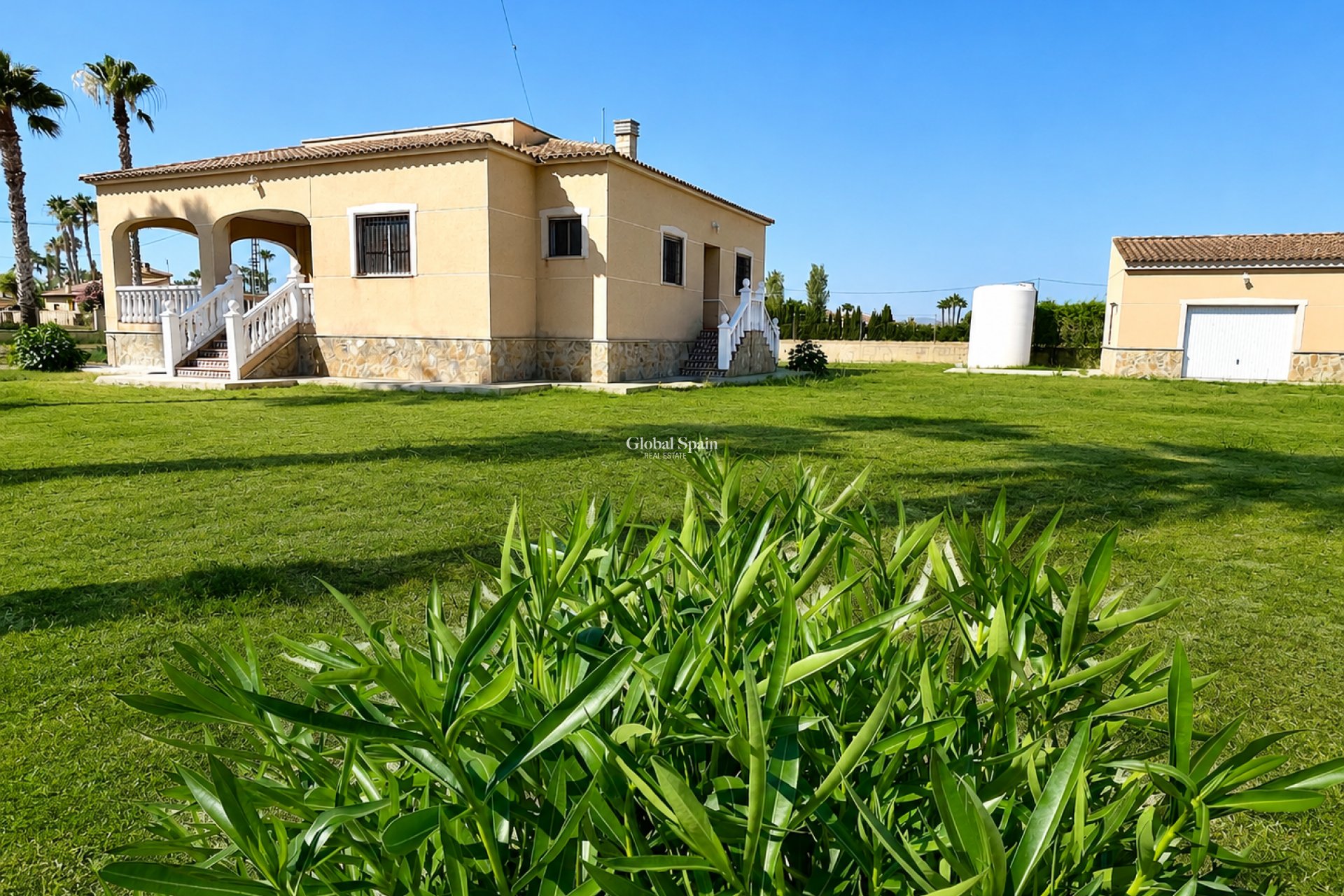 Resale - VILLA -
CATRAL - Costa Blanca