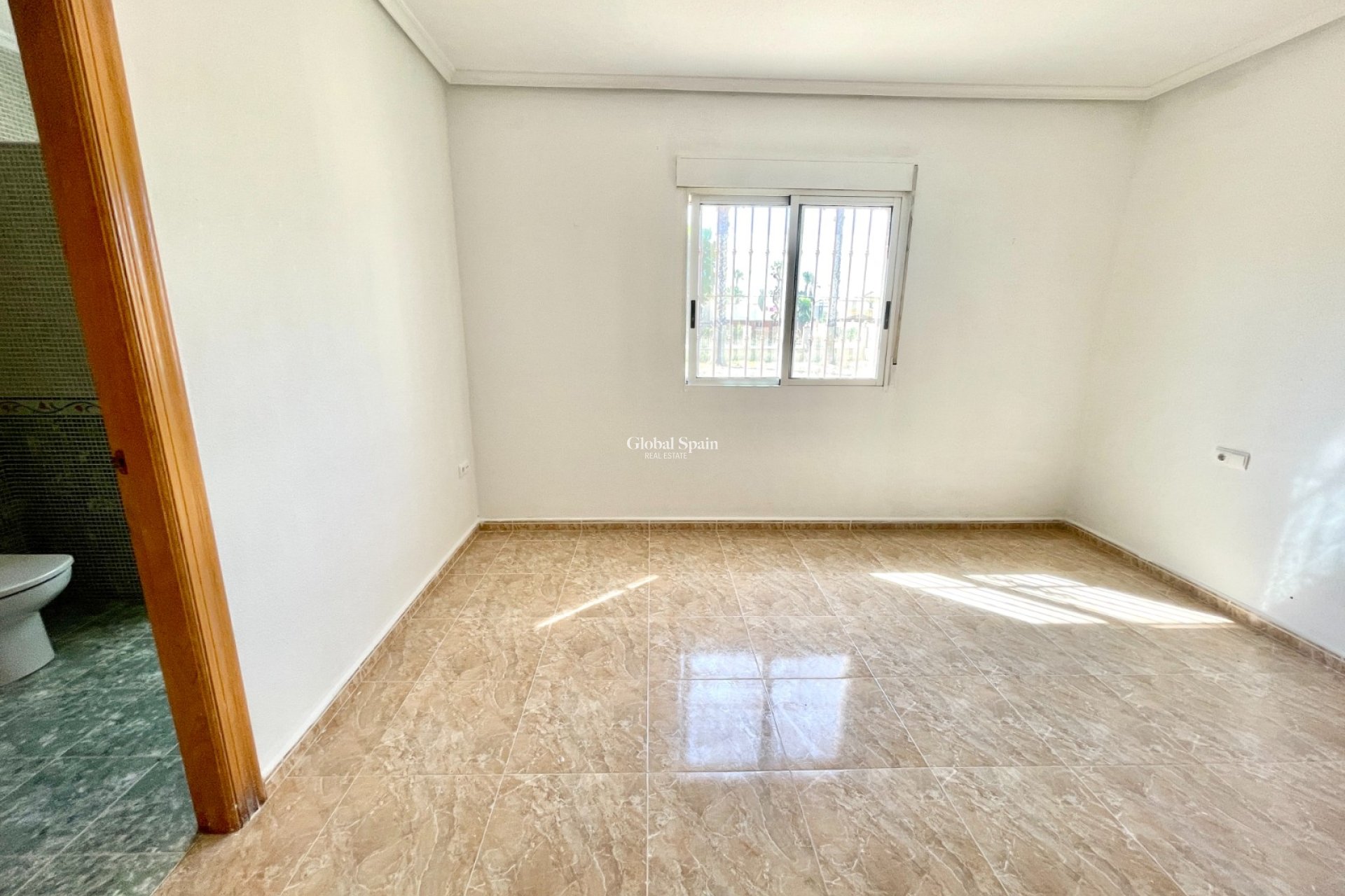 Resale - VILLA -
CATRAL - Costa Blanca