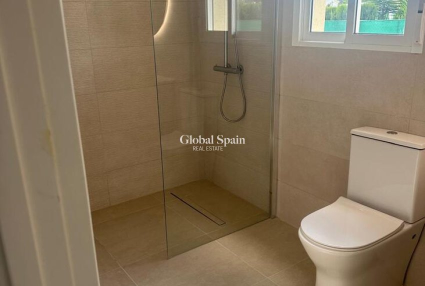 Resale - VILLA -
CATRAL - Costa Blanca