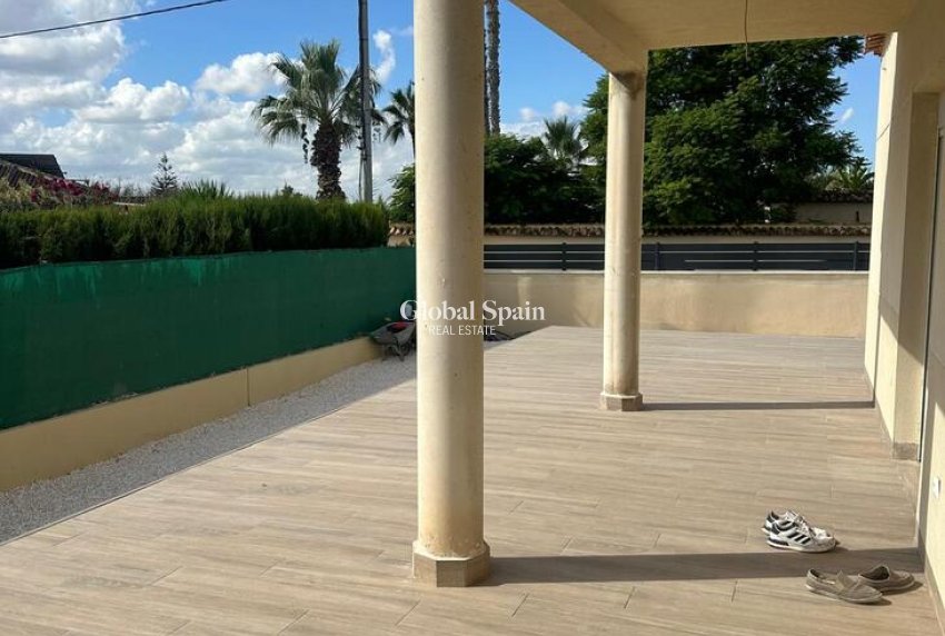 Resale - VILLA -
CATRAL - Costa Blanca