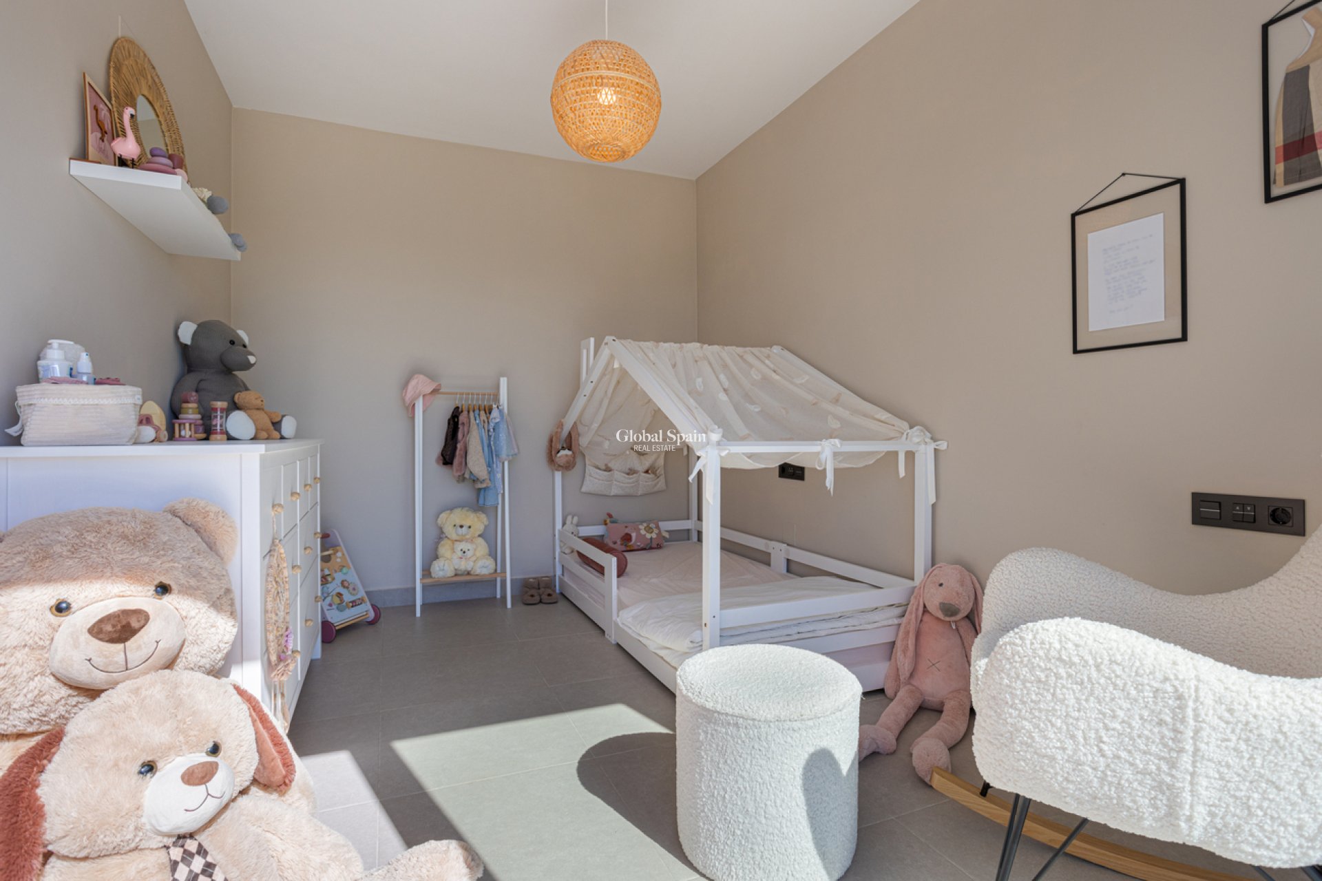 Resale - VILLA -
CIUDAD QUESADA - center