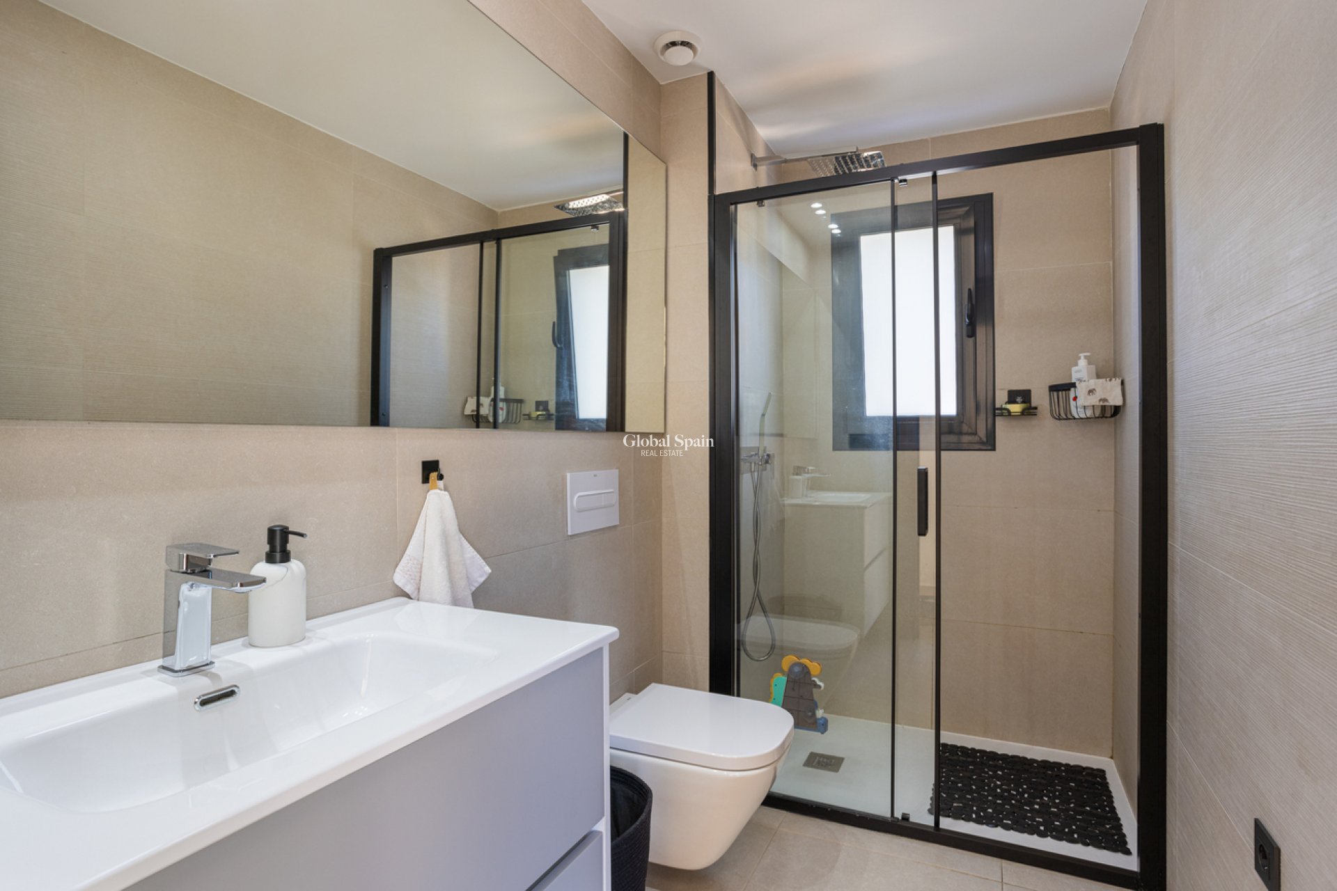 Resale - VILLA -
CIUDAD QUESADA - center