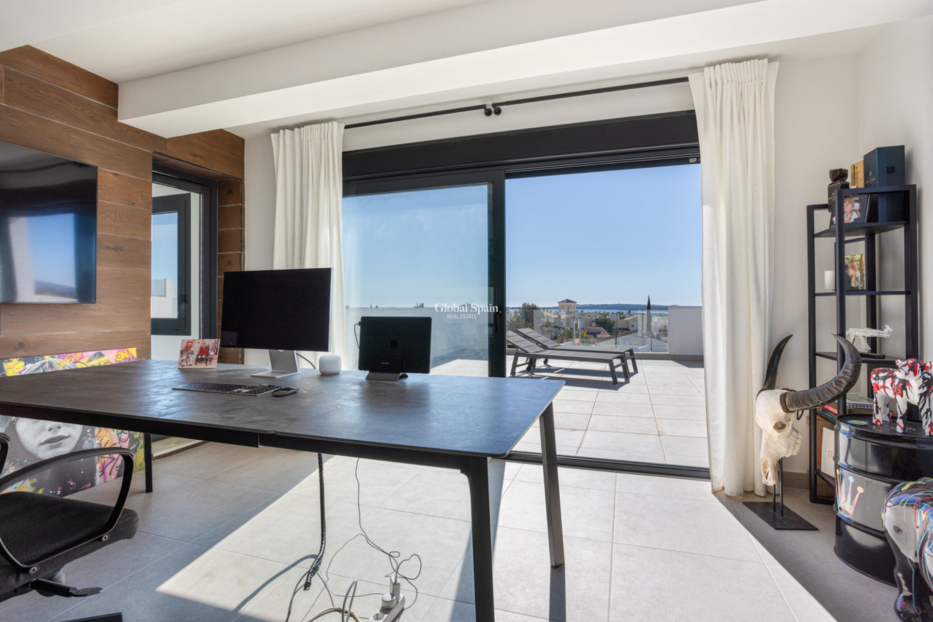 Resale - VILLA -
CIUDAD QUESADA - center