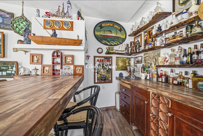 Resale - VILLA -
CIUDAD QUESADA - Centro