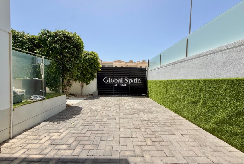 Resale - VILLA -
CIUDAD QUESADA - Ciudad Quesada
