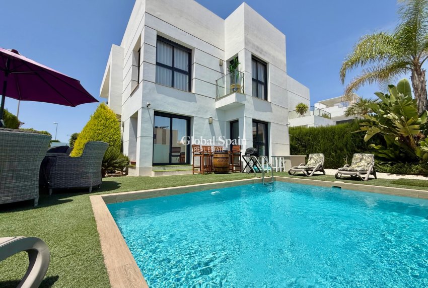 Resale - VILLA -
CIUDAD QUESADA - Ciudad Quesada