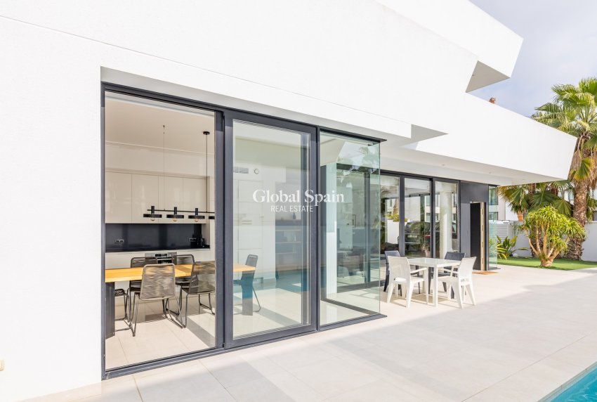 Resale - Villa -
CIUDAD QUESADA - Ciudad Quesada