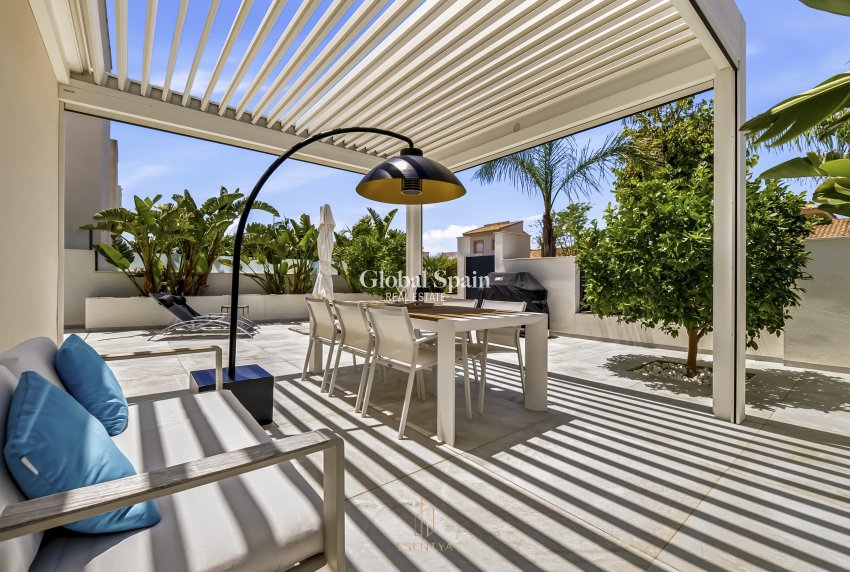 Resale - VILLA -
CIUDAD QUESADA - La Marquesa Golf
